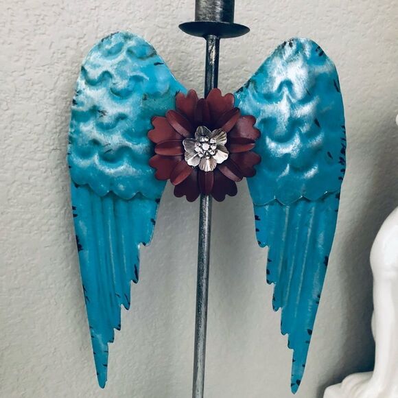 Rustic Metal Angel Wings Candlestick Candle Holder Decor - Picture 2 of 4